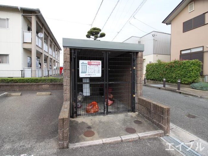 物件外観写真4　(建物設備)