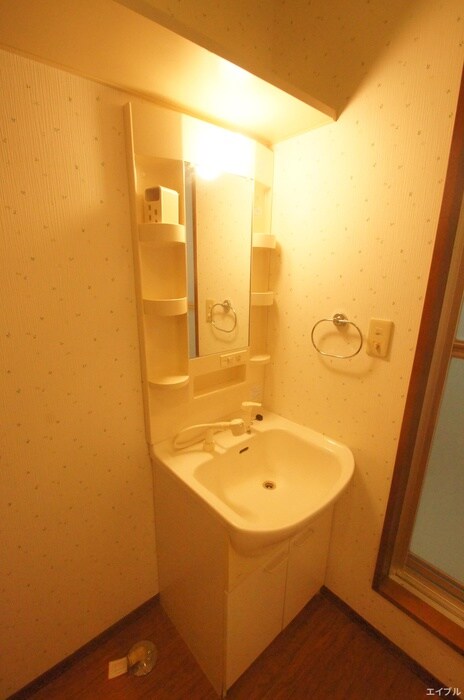 物件内観写真12　(洗面)