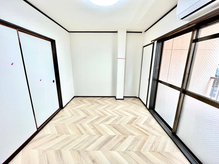 物件内観写真8　(洗面)