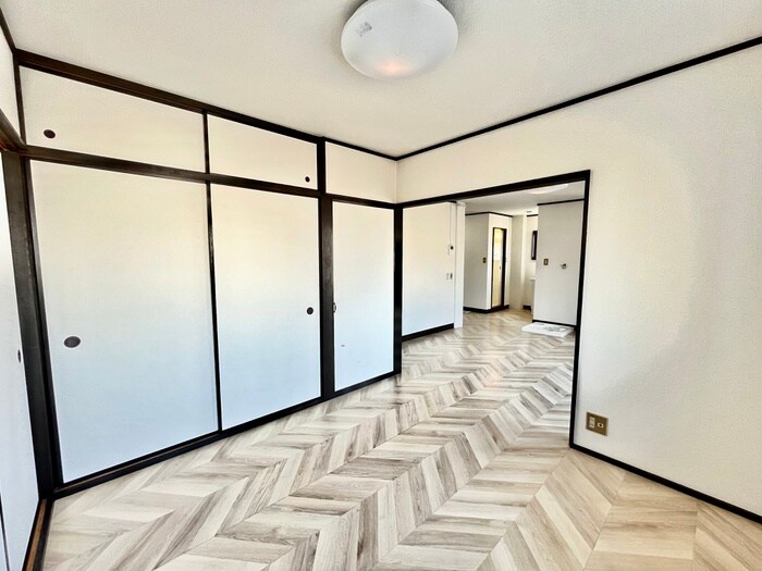 物件内観写真9　(居室)