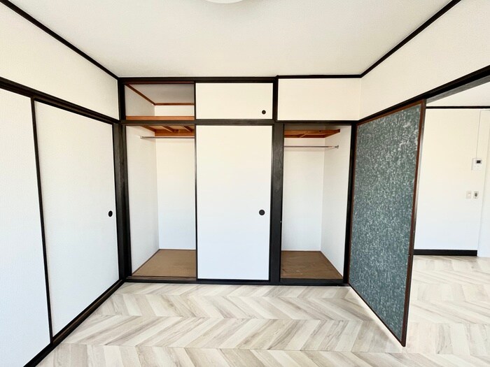 物件内観写真15　(収納)