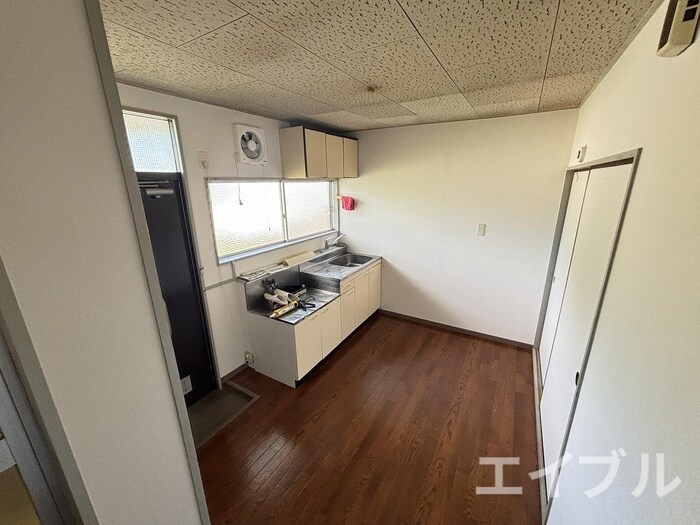 物件内観写真3　(居室)