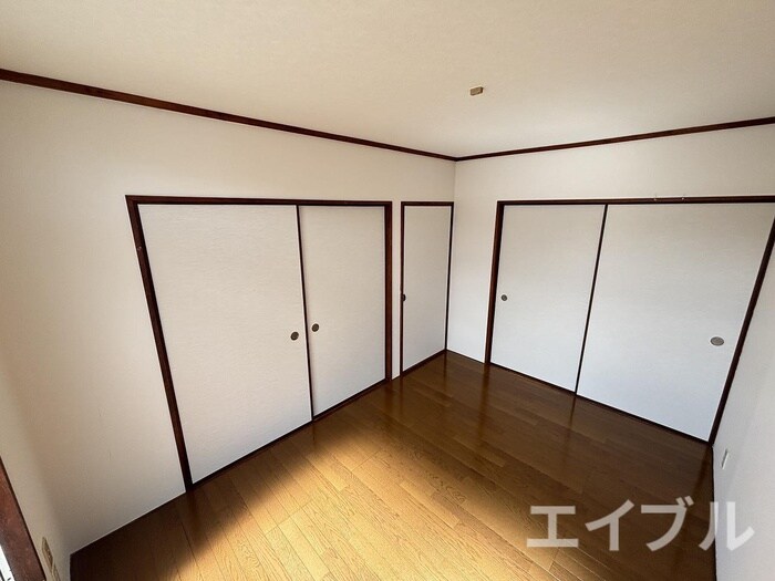 物件内観写真5　(居室)