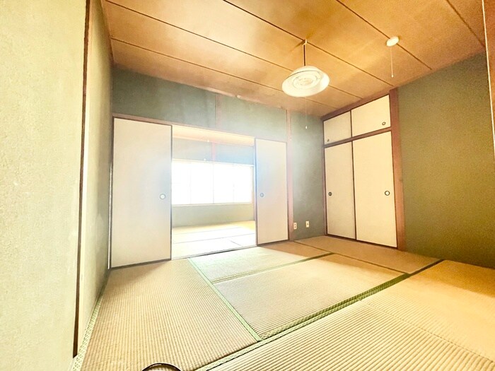 物件内観写真4　(居室)