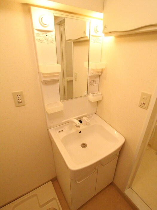 物件内観写真11　(洗面)