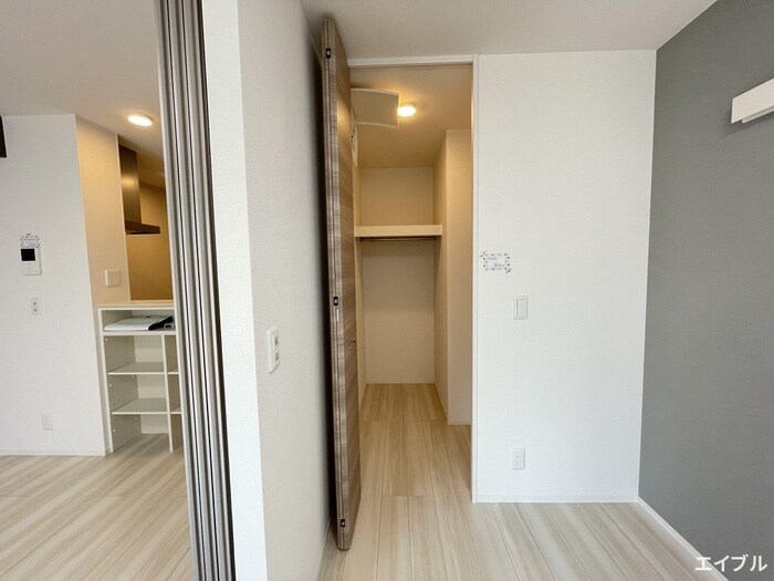 物件内観写真8　(収納)