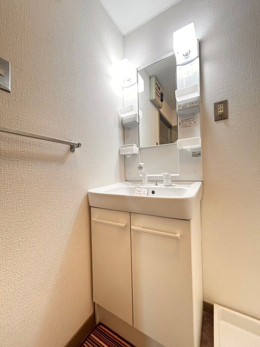 物件内観写真5　(洗面)