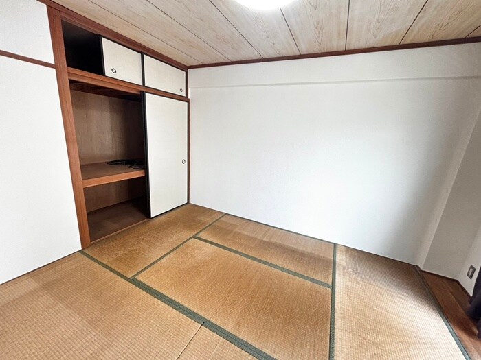 物件内観写真12　(居室)