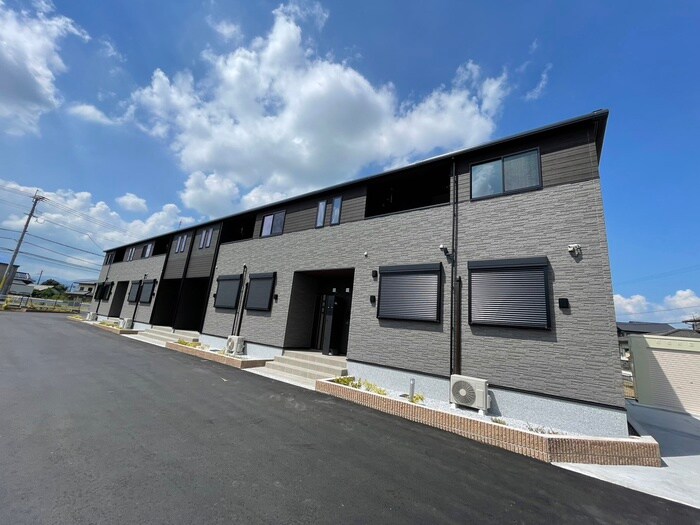 物件外観写真2　(外観写真)