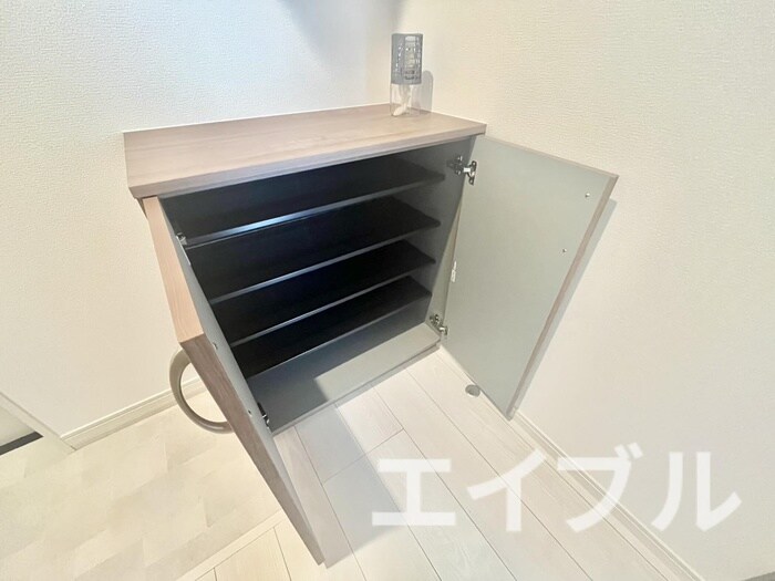 物件内観写真16　(靴箱)