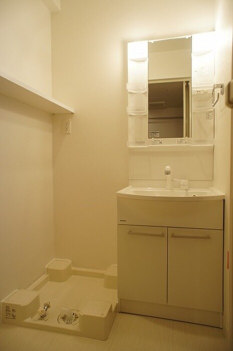 物件内観写真6　(洗面)