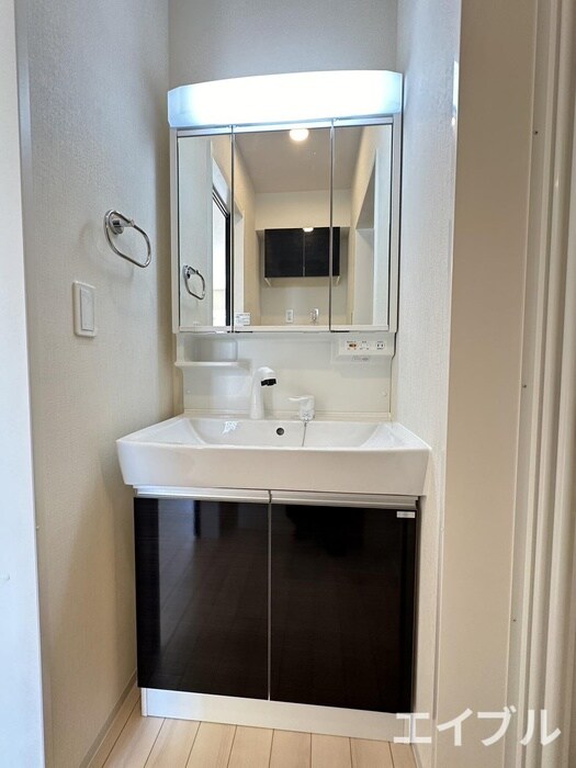 物件内観写真9　(洗面)