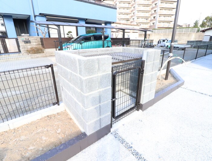 物件外観写真4　(建物設備)