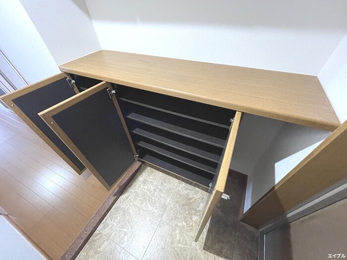 物件内観写真13　(靴箱)