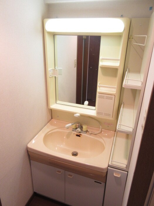 物件内観写真10　(洗面)