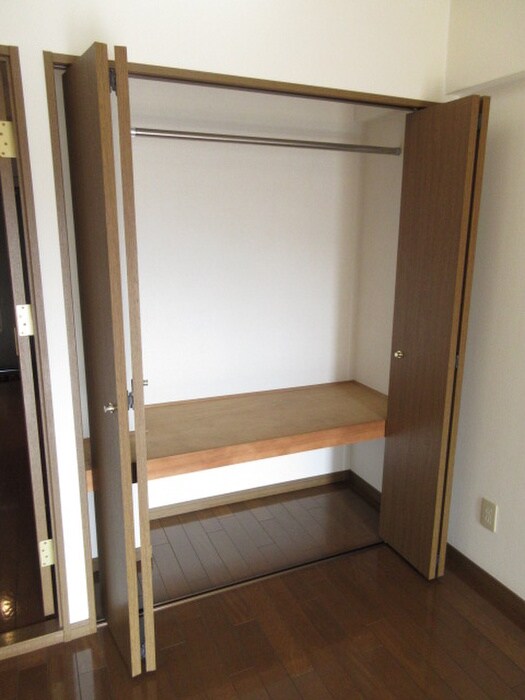 物件内観写真11　(収納)