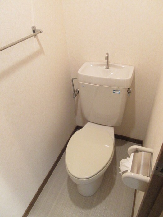 物件内観写真13　(トイレ)