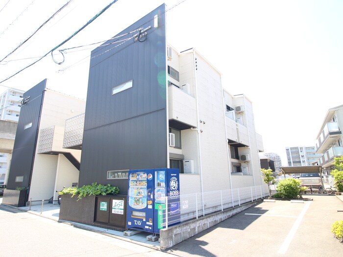 物件外観写真1　(外観写真)