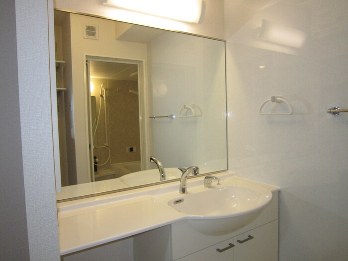 物件内観写真13　(洗面)