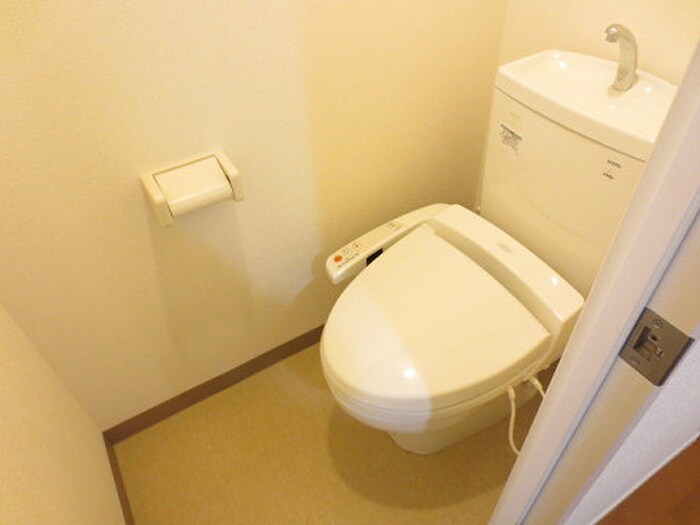 物件内観写真10　(トイレ)