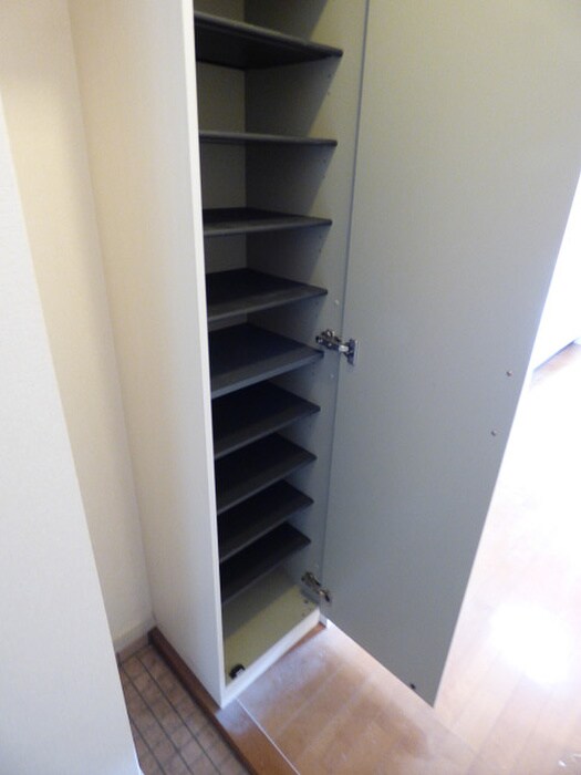 物件内観写真17　(靴箱)