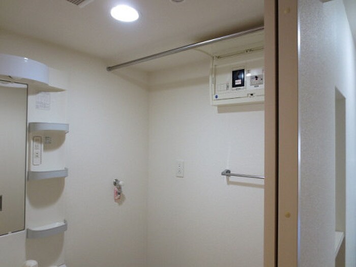 物件内観写真20　(洗面)