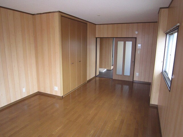 物件内観写真5　(居室)