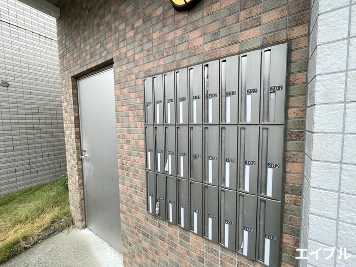 物件外観写真4　(建物設備)