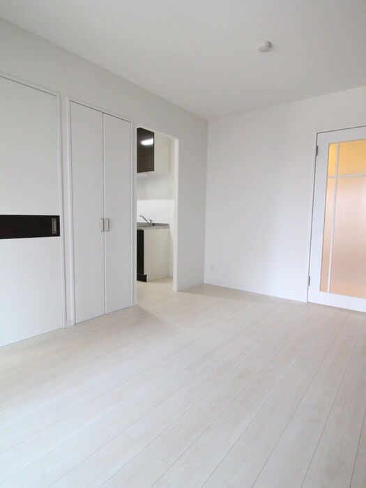 物件内観写真6　(居室)