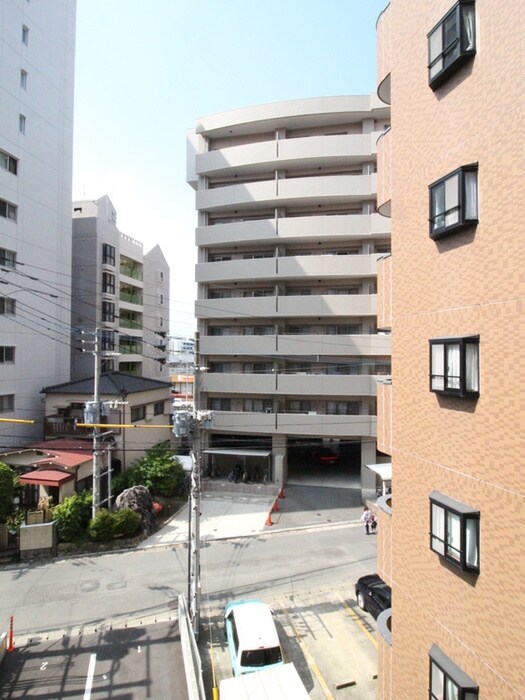 物件内観写真14　(室内からの展望)