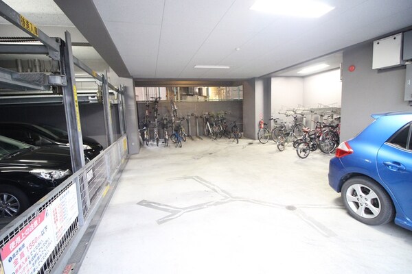 バイク置き場