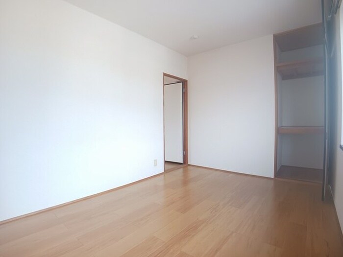 物件内観写真5　(居室)