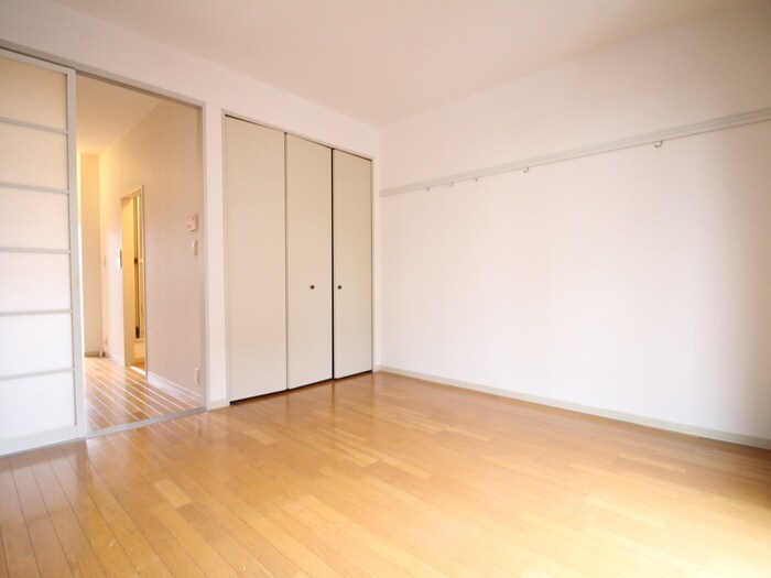 物件内観写真10　(居室)