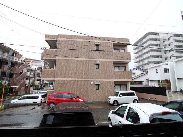 物件内観写真22　(室内からの展望)