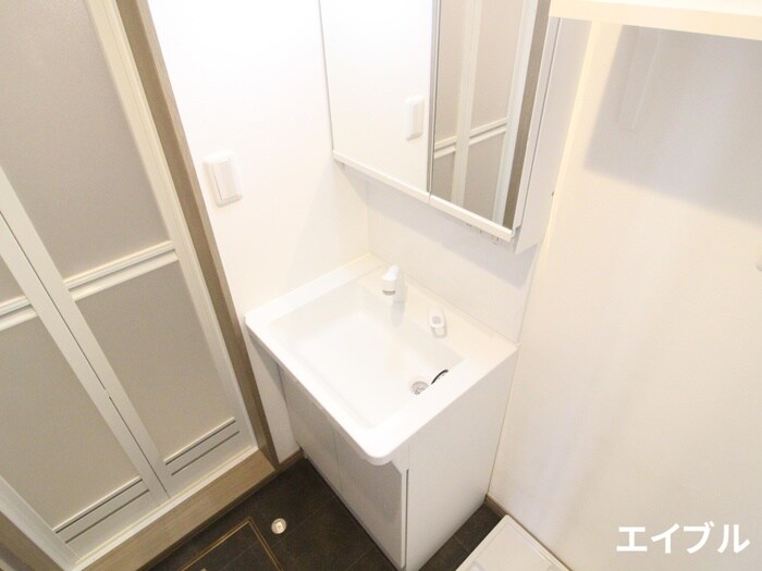 物件内観写真6　(洗面)