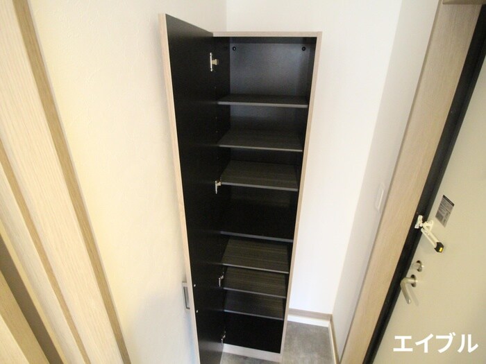 物件内観写真12　(靴箱)