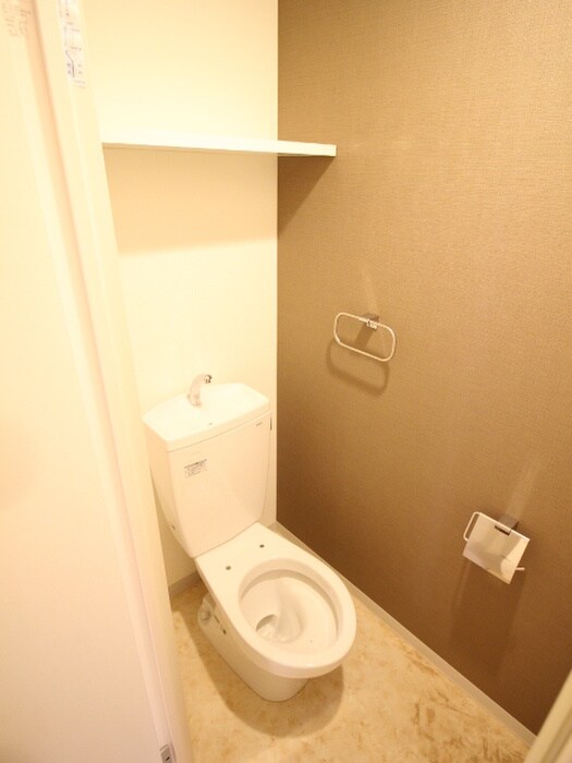 物件内観写真15　(トイレ)