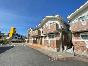 サンセールカズＢ棟外観写真