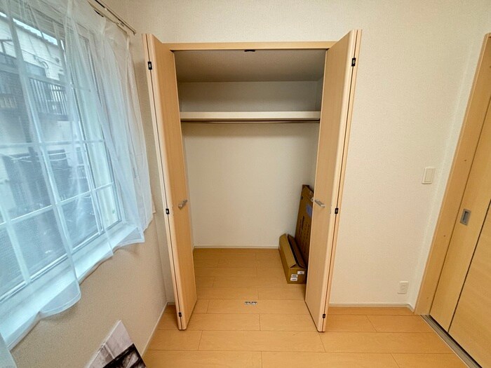 物件内観写真8　(収納)