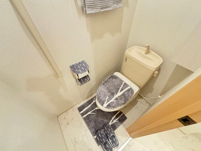 物件内観写真10　(トイレ)