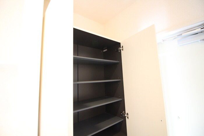 物件内観写真17　(靴箱)