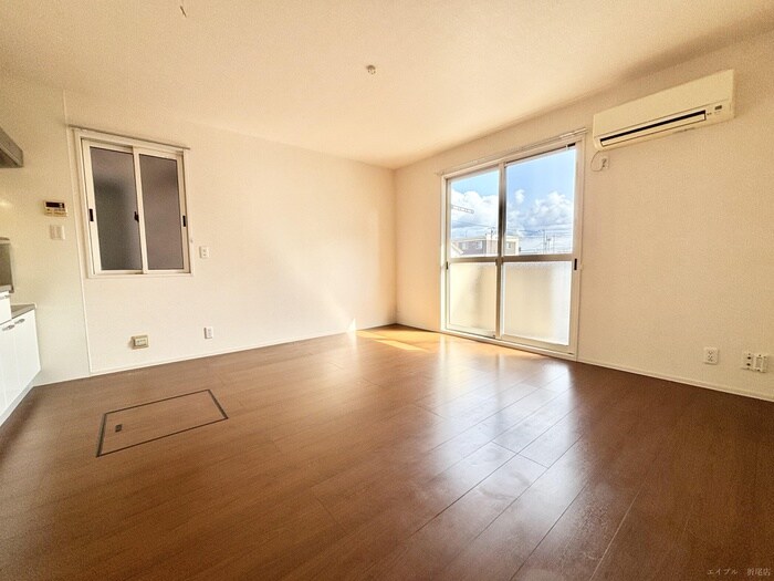 物件内観写真6　(居室)