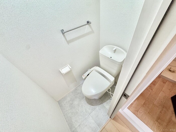 物件内観写真9　(トイレ)