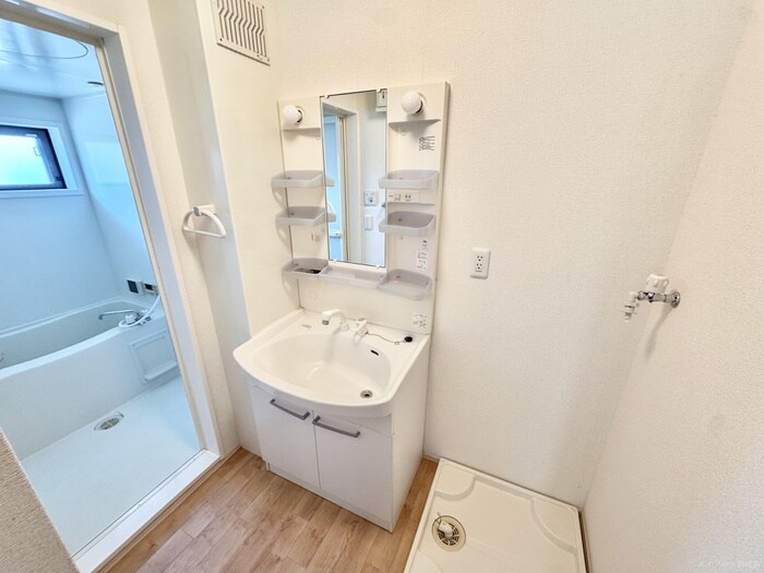 物件内観写真10　(洗面)