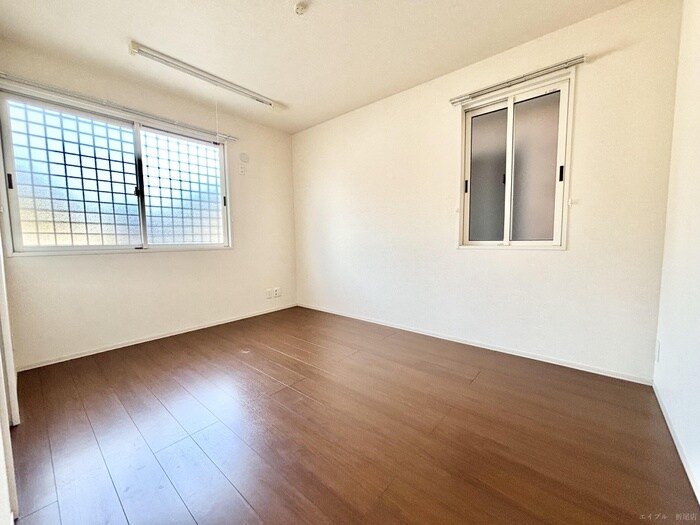 物件内観写真16　(内観写真)