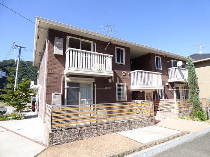 物件外観写真1　(外観写真)