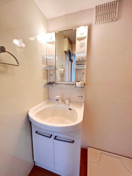 物件内観写真9　(洗面)