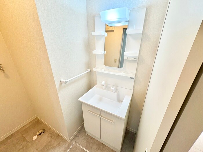 物件内観写真11　(洗面)