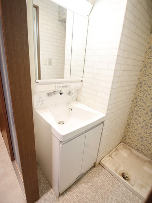 物件内観写真11　(洗面)