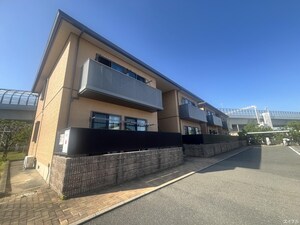 メゾンティ－グルＢ棟外観写真